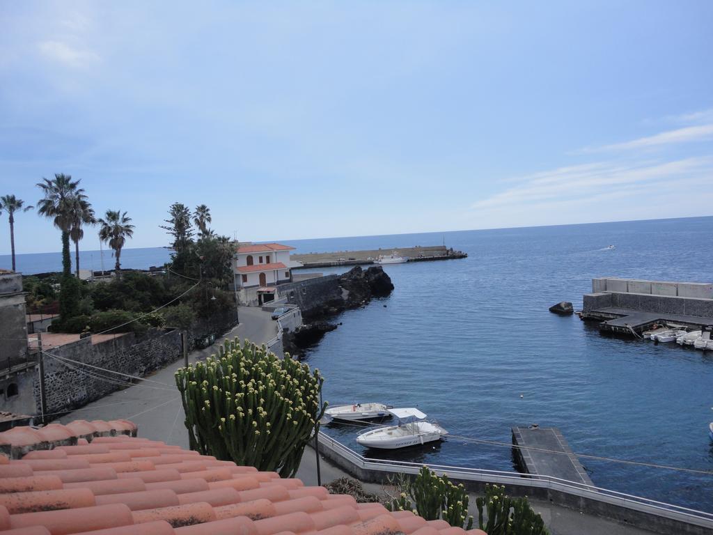 Appartamento Sul Mare 阿奇雷亚莱 外观 照片