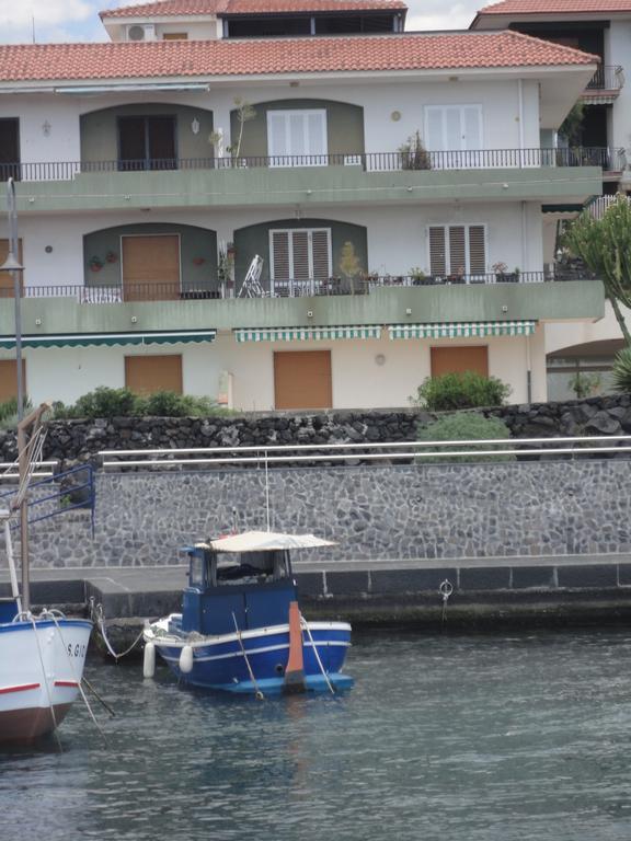 Appartamento Sul Mare 阿奇雷亚莱 外观 照片